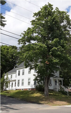 5 Washington St in Laconia, NH - Building Photo