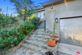 20784 Medley Ln in Topanga, CA - Building Photo - Building Photo