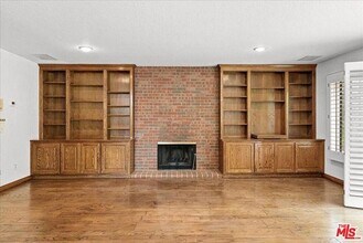 6911 Sunset Ridge Ct in Los Angeles, CA - Building Photo - Building Photo