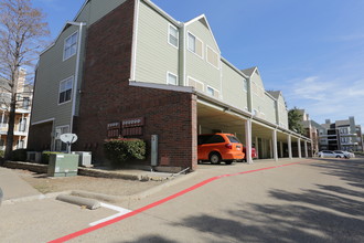 Waterchase Apartments in Dallas, TX - Building Photo - Building Photo