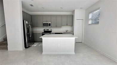 7600 Stone Crk Trl in Kissimmee, FL - Building Photo - Building Photo