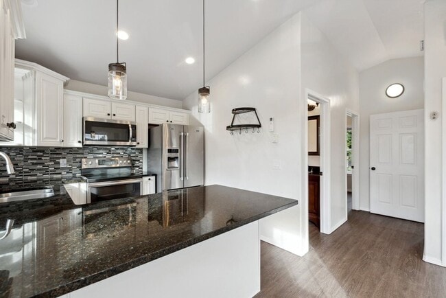 265 B Texas Ave in Whitefish, MT - Building Photo - Building Photo