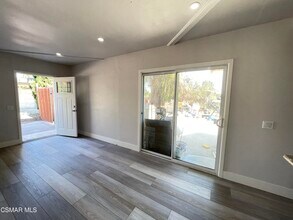 952 Pickwick Ct in Thousand Oaks, CA - Building Photo - Building Photo