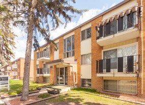 Maureen in Edmonton, AB - Building Photo