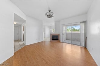 10116 Jacob Pl in Las Vegas, NV - Building Photo - Building Photo