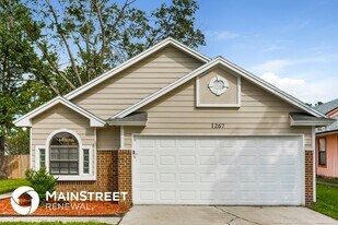 1267 Suffolk Pl in Orange Park, FL - Building Photo