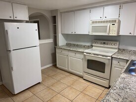 9311 Loras St in New Port Richey, FL - Building Photo