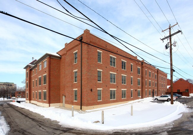 Jefferson Avenue Apartments in Columbus, OH - Building Photo - Building Photo