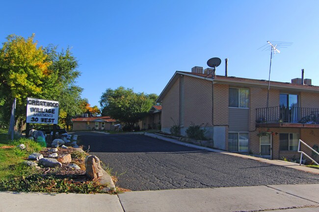 Crestwood Village in Kaysville, UT - Foto de edificio - Building Photo