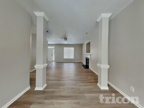 8847 Twisted Pine Dr in Charlotte, NC - Foto de edificio - Building Photo