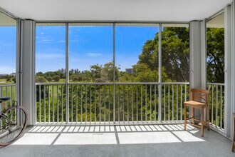 2800 N Palm Aire Dr in Pompano Beach, FL - Building Photo - Building Photo