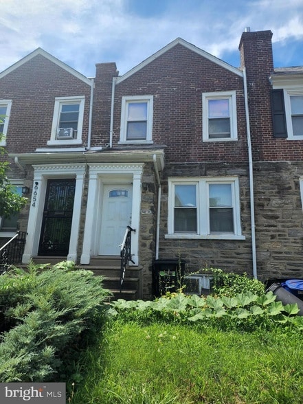 property at 6656 Blakemore St