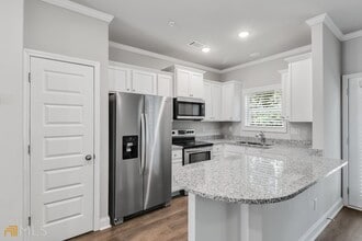 15 Sprayberry Rd in Newnan, GA - Building Photo - Building Photo