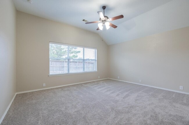 5402 Hickory Harvest Dr