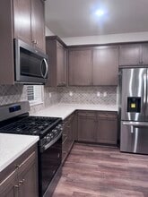 4254 S Laguna Ave in Ontario, CA - Foto de edificio - Building Photo