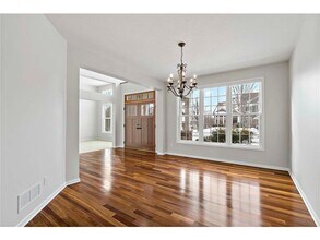 12424 Princeton Ave in Eden Prairie, MN - Building Photo - Building Photo