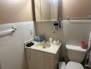 3992 W 8th Ln in Hialeah, FL - Building Photo - Building Photo