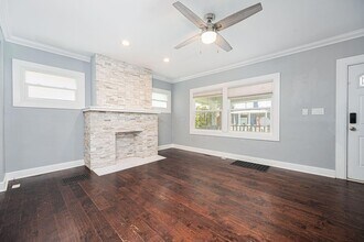 906 S Champion Ave in Columbus, OH - Building Photo - Building Photo