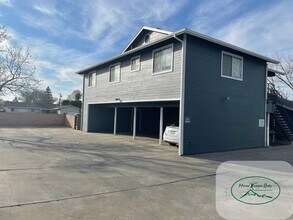 1706 Elayne Dr in Merced, CA - Building Photo - Building Photo