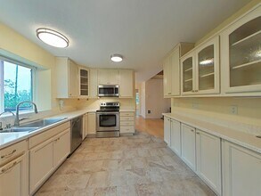 24235 Columbine Dr in Philomath, OR - Building Photo - Building Photo