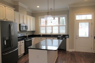 717 S Braddock St in Winchester, VA - Building Photo - Building Photo