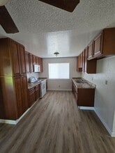 731 J St in Lathrop, CA - Building Photo - Building Photo