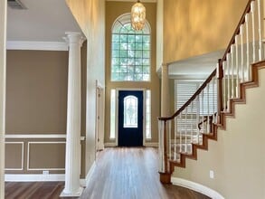 8028 Bottlebrush Dr in Austin, TX - Building Photo - Building Photo