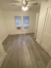 2315 15TH AVE, Unit Apt #1 in Vero Beach, FL - Foto de edificio - Building Photo