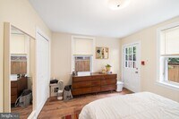 2826 Poplar St photo'