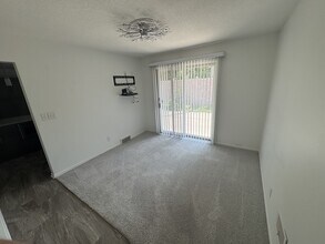 1812 Belle Ave in Cedar Falls, IA - Building Photo - Building Photo