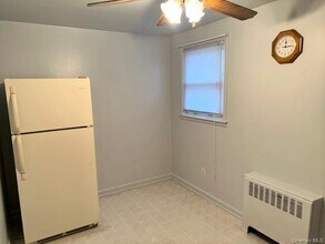 109 Schenck Blvd in Floral Park, NY - Building Photo - Building Photo