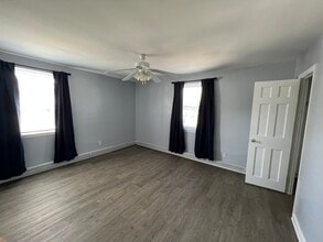 13765 Cedar Rd in South Euclid, OH - Building Photo - Building Photo