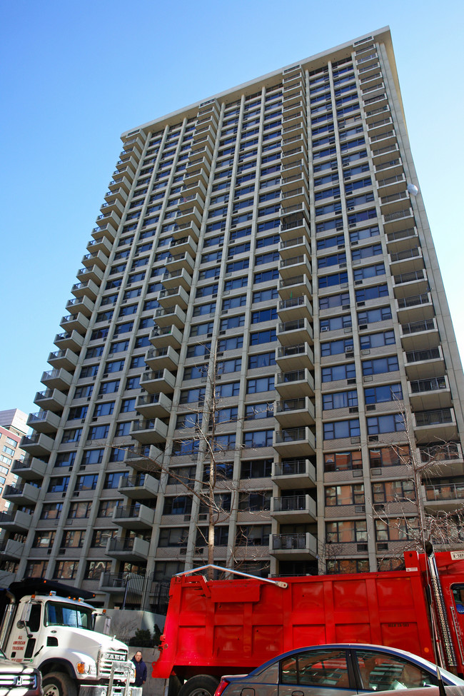 Tower West in New York, NY - Foto de edificio - Building Photo