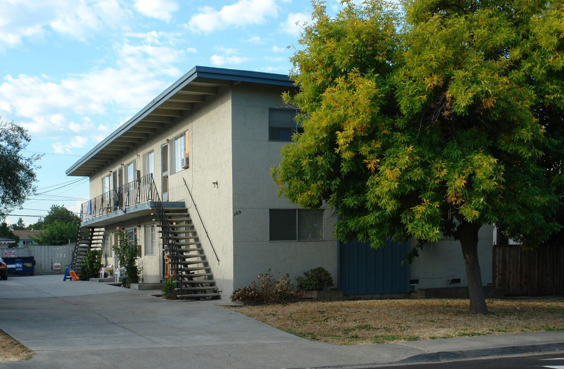 169 Selwyn Dr in Milpitas, CA - Building Photo