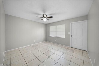 464 Carolina Ave in Ft. Myers, FL - Building Photo - Building Photo