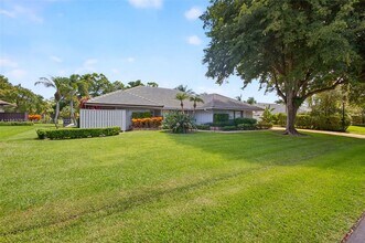 15 Balfour Rd E in Palm Beach Gardens, FL - Building Photo - Building Photo
