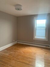 22 Story St, Unit 2 in Boston, MA - Foto de edificio - Building Photo