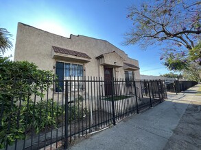 11901 S San Pedro St in Los Angeles, CA - Building Photo - Primary Photo