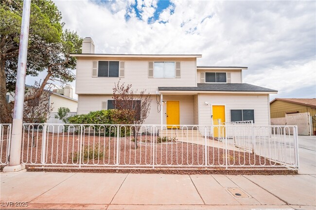 property at 3955 Savoy Ct