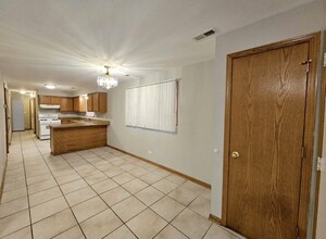 2714 W 37th Pl in Chicago, IL - Building Photo - Building Photo