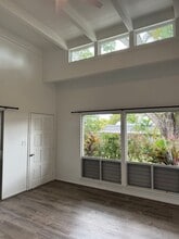 3880 Wyllie Rd in Princeville, HI - Building Photo - Building Photo