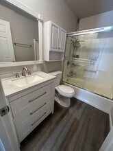 321 Maynell Ave in Modesto, CA - Building Photo - Building Photo