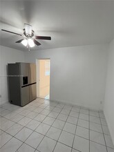 12021 SW 191st St-Unit -0 in Miami, FL - Foto de edificio - Building Photo