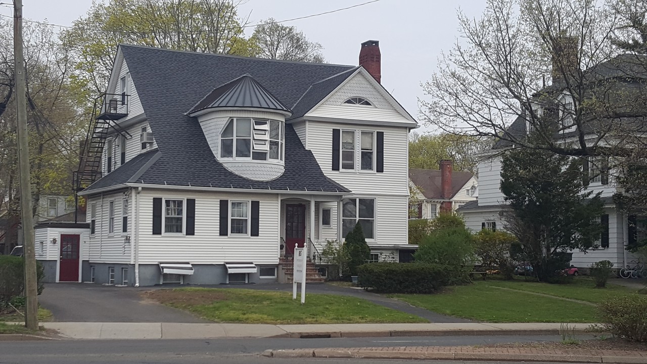 Morgan Court in Norwalk, CT - Building Photo