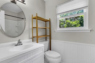 775 Parkdale Dr in Charleston, SC - Building Photo