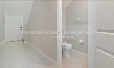 5157 White Chicory Dr in Ruskin, FL - Building Photo - Building Photo