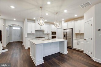 2522 Vivaldi Ln in Ellicott City, MD - Building Photo - Building Photo