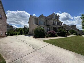 5950 Meyers Pk in Suwanee, GA - Building Photo - Building Photo