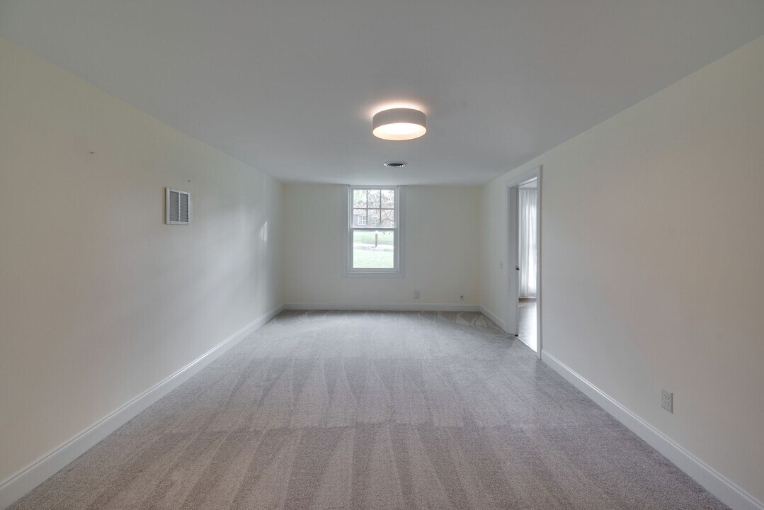 2312 Modena Dr in Nashville, TN - Building Photo