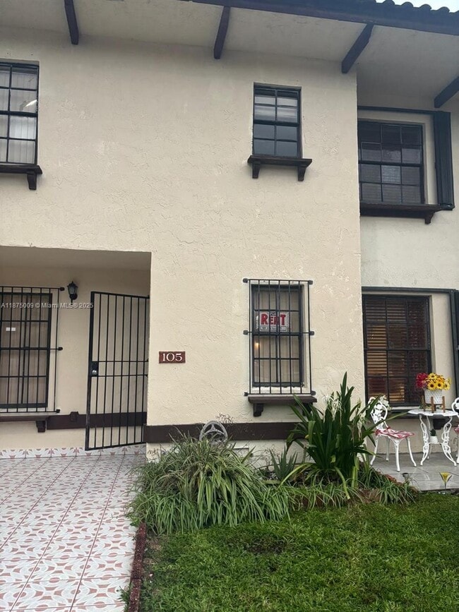 12247 SW 17th Ln in Miami, FL - Building Photo - Building Photo